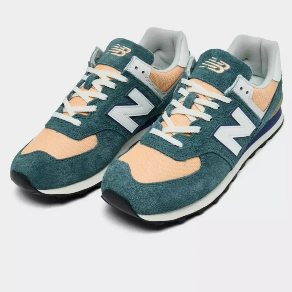 New Balance worn dfdk 😊